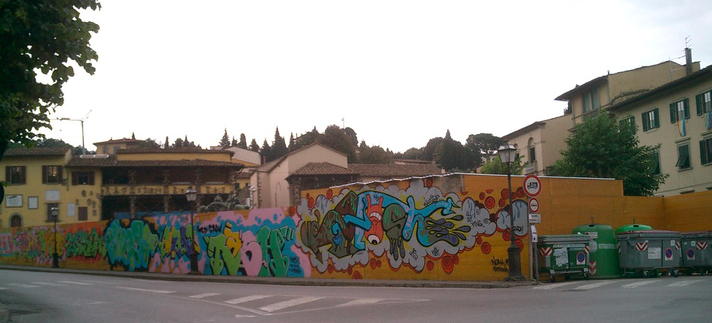 Goldfingers, Graffiti, Fiesole